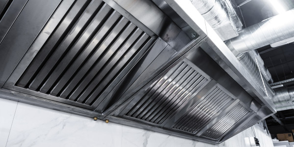 Limpiezas de Conductos de Extracción y Ventilación Calldetenes · Cocina de Braserías