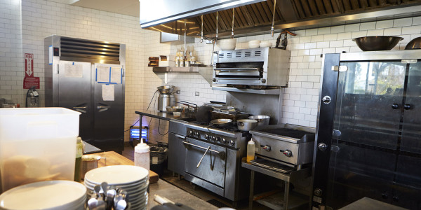 Auditorías, Informes y Certificados de Limpieza en Barcelona · Cocina de Rostisserias