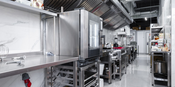 Auditorías, Informes y Certificados de Limpieza en Barcelona · Cocina de Braserías