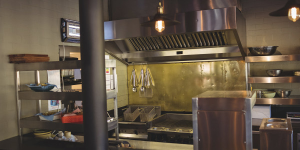 Limpiezas Campanas Extractoras de Cocinas Moià · Cocina de Take Away